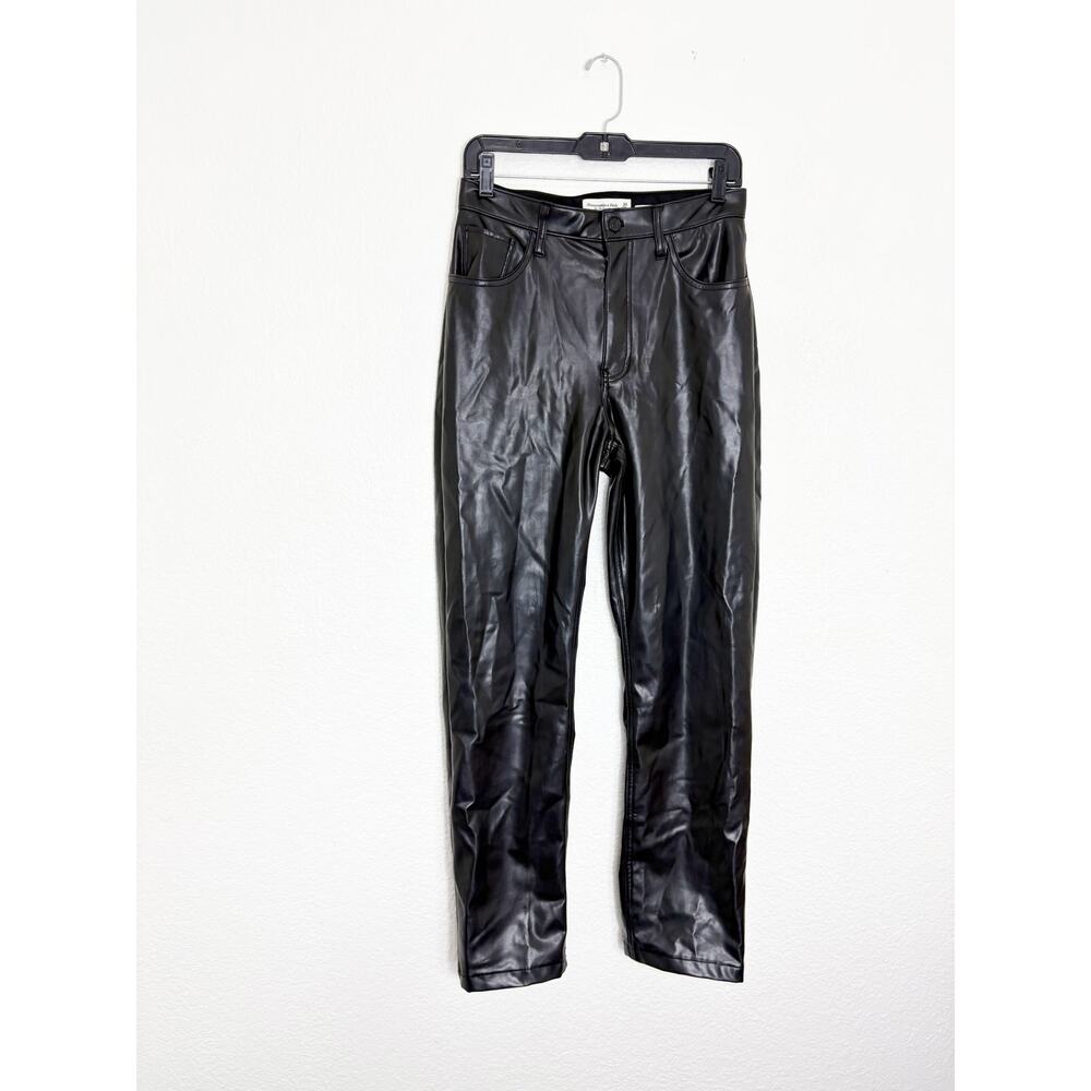 Abercrombie & Fitch High Rise 90s Straight Vegan Leather Pant Size 6/28 Black - Picture 3 of 13